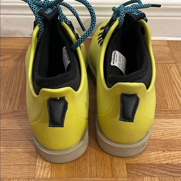 Native Yellow Men's Shoes - Picture 3 of 4